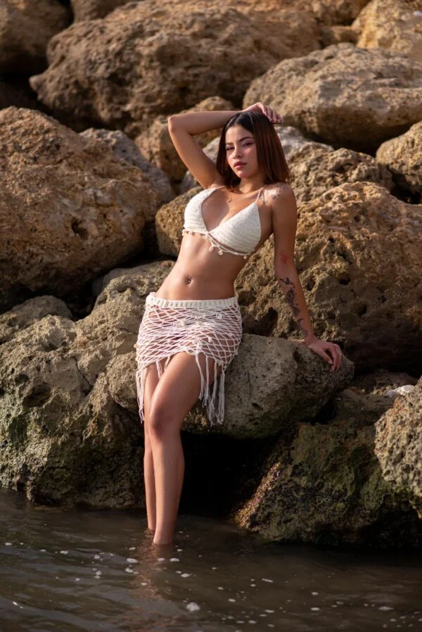 נערת ליווי, חשפנית דאשה